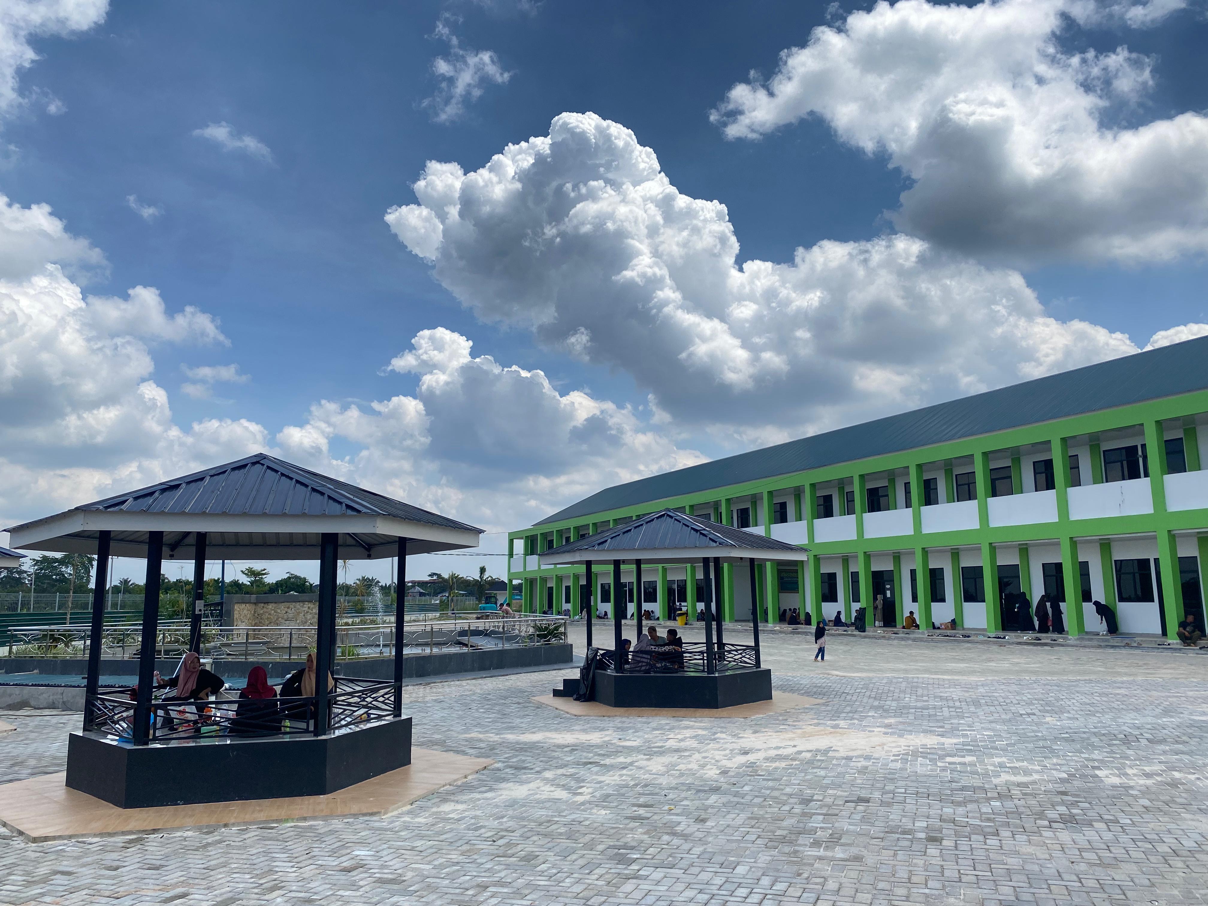 Fasilitas Gazebo SMPIQu Al-Bahjah Al-Maunah